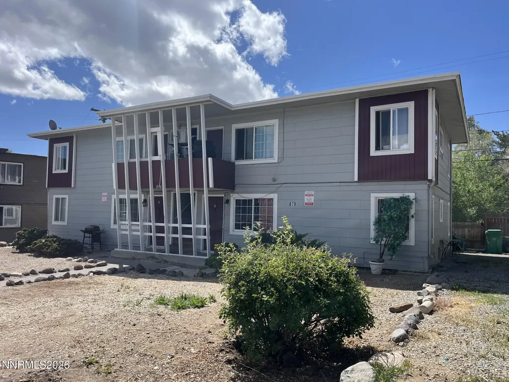 670 Denslowe Reno NV 89512