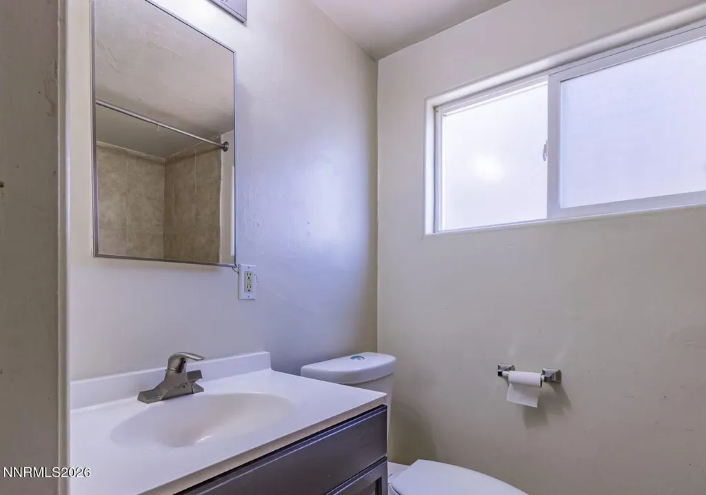 670 Denslowe Reno NV 89512