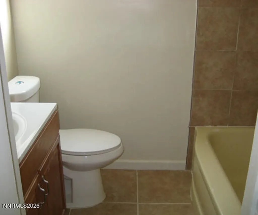 670 Denslowe Reno NV 89512