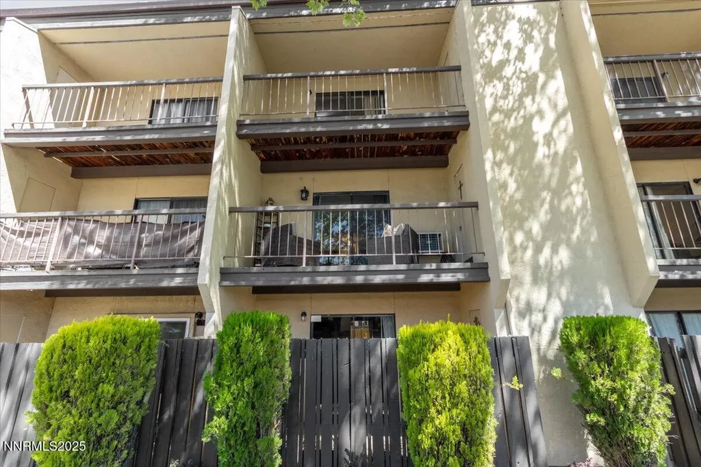 2450 Lymbery Reno NV 89509