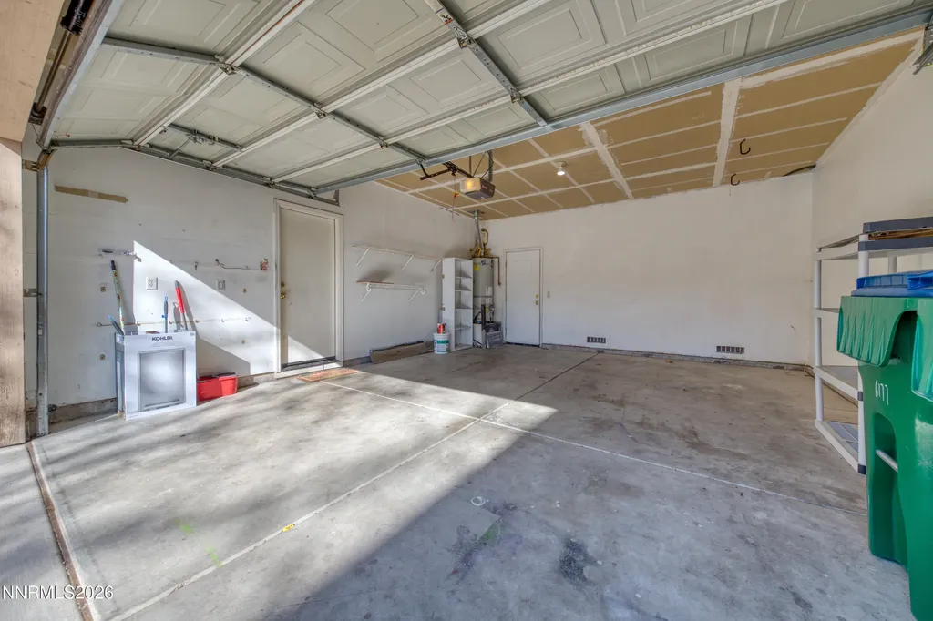 6177 Black Gypsum Sparks NV 89436