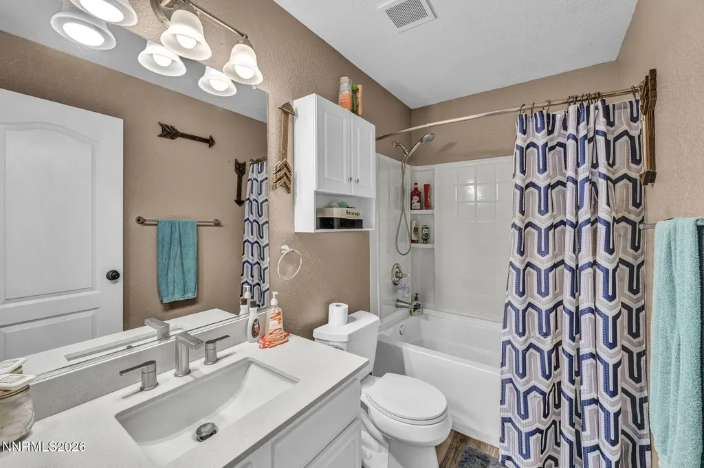 18270 Cedar View Reno NV 89508