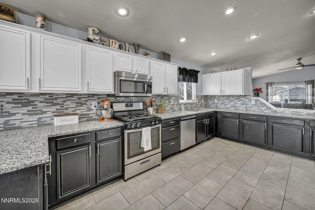 18270 Cedar View Reno NV 89508
