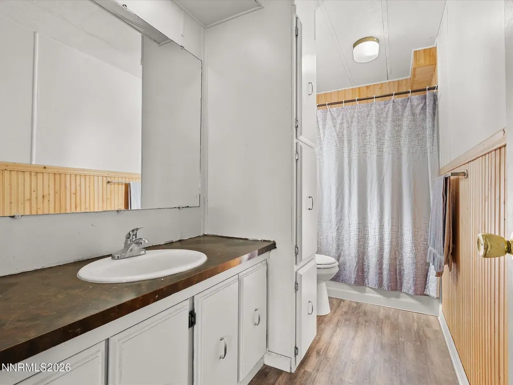 7815 Springfield Silver Springs NV 89429