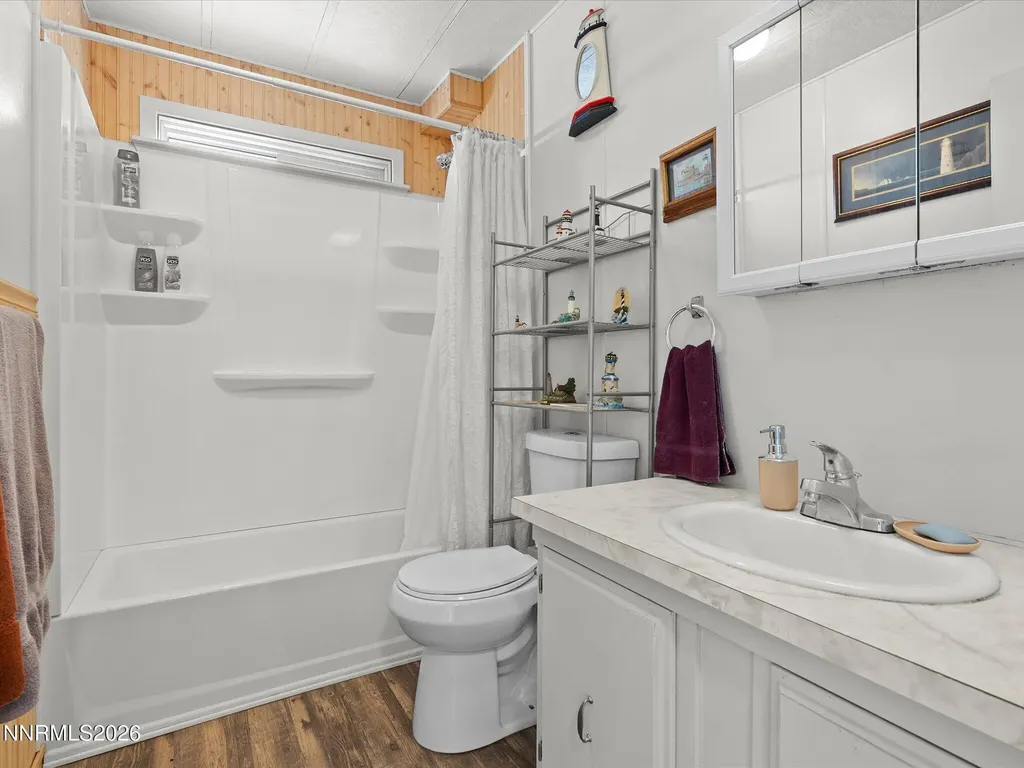 7815 Springfield Silver Springs NV 89429