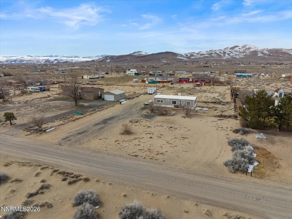 7815 Springfield Silver Springs NV 89429