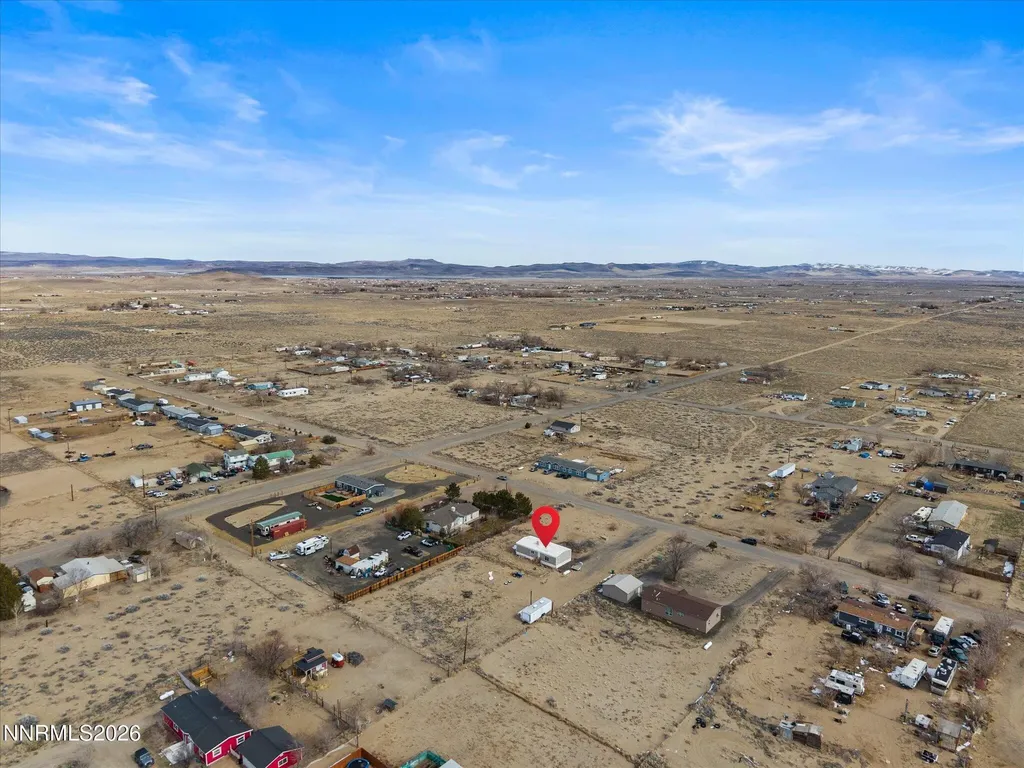 7815 Springfield Silver Springs NV 89429