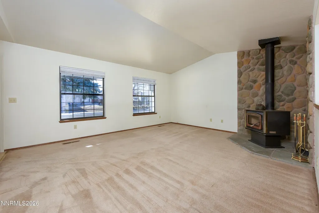 171 River Village Dayton NV 89403