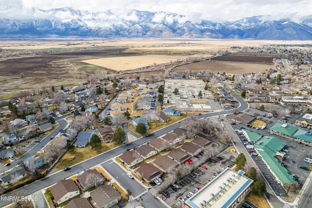 1529 Douglas Gardnerville NV 89410