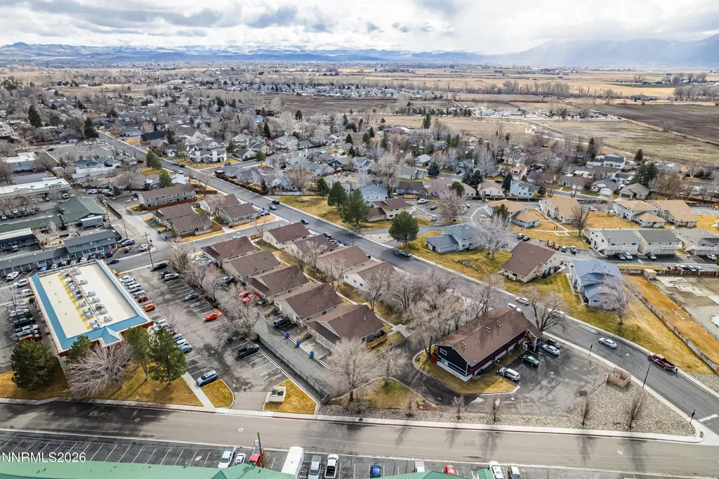 1529 Douglas Gardnerville NV 89410