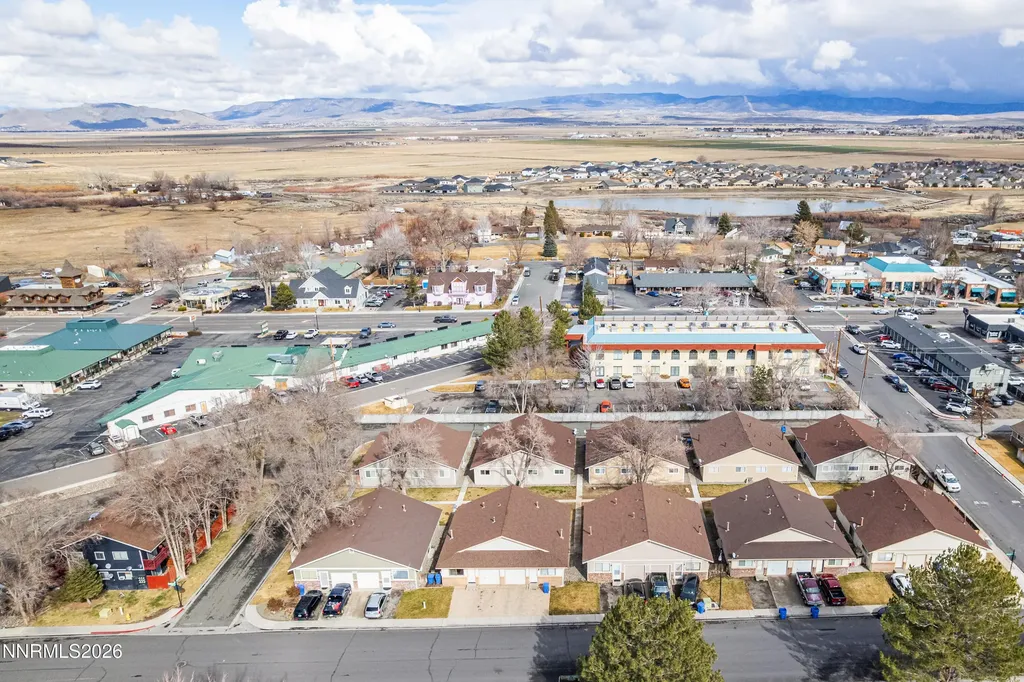 1529 Douglas Gardnerville NV 89410