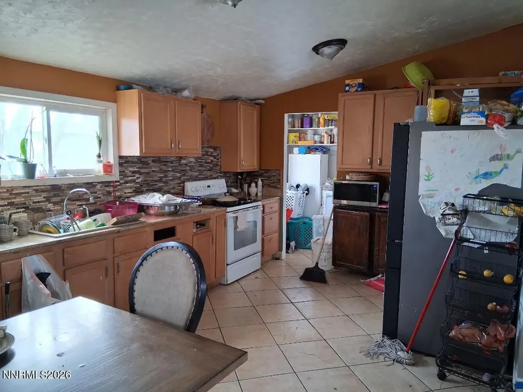 5785 Yukon Sun Valley NV 89433