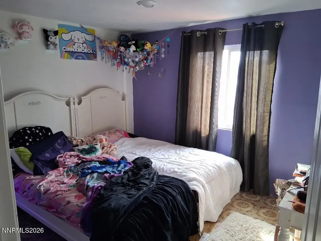 5785 Yukon Sun Valley NV 89433