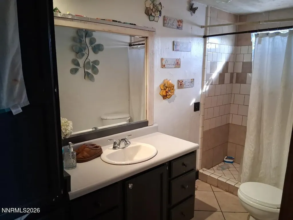 5785 Yukon Sun Valley NV 89433
