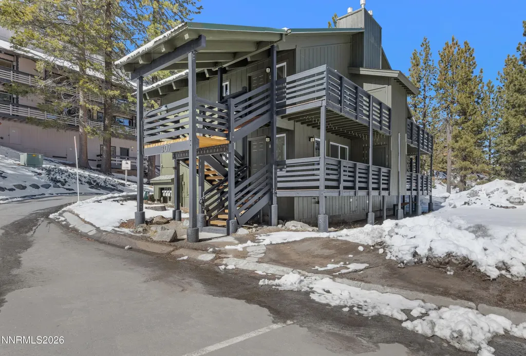 307 Galaxy Stateline NV 89449