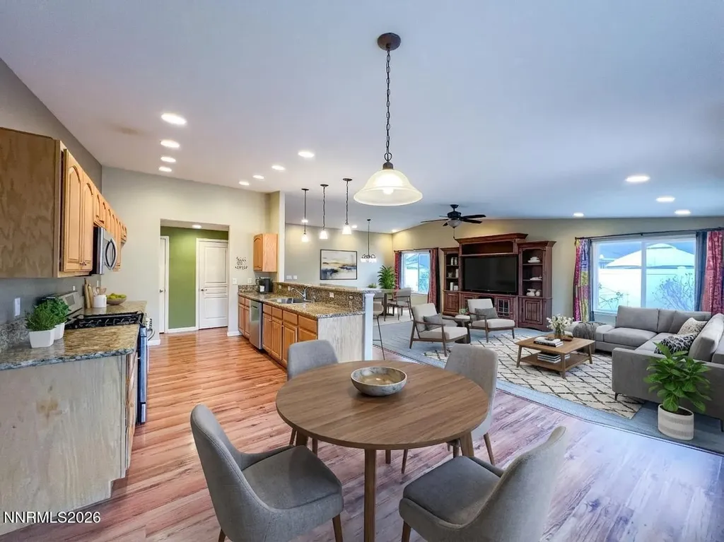 1371 White Bluffs Fernley NV 89408