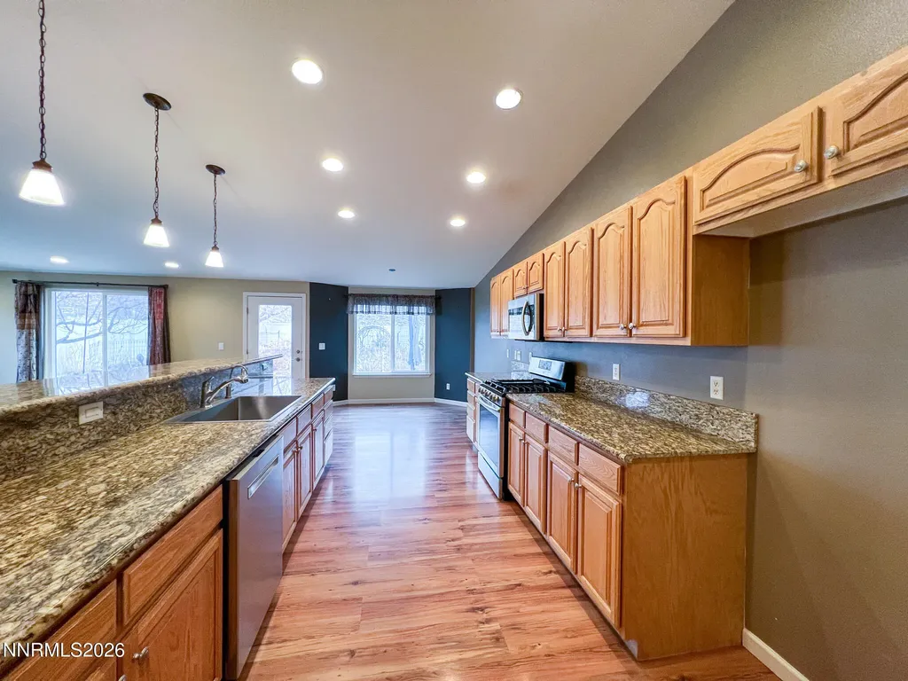 1371 White Bluffs Fernley NV 89408