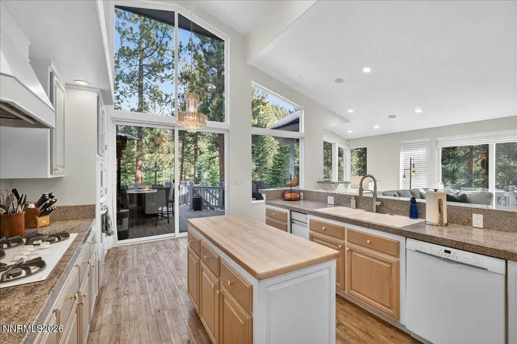 1264 Hidden Woods Zephyr Cove NV 89448