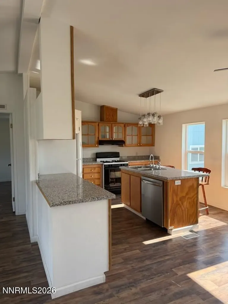22215 Topaz Lake Lovelock NV 89419
