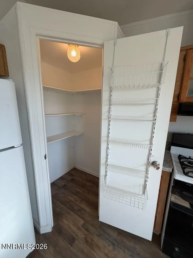 22215 Topaz Lake Lovelock NV 89419