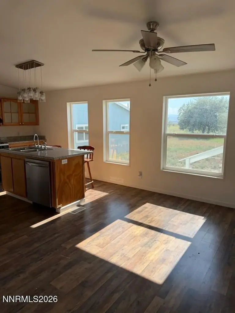 22215 Topaz Lake Lovelock NV 89419