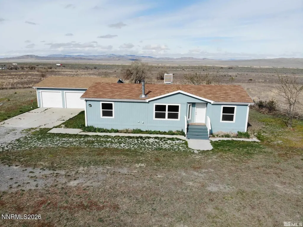 22215 Topaz Lake Lovelock NV 89419