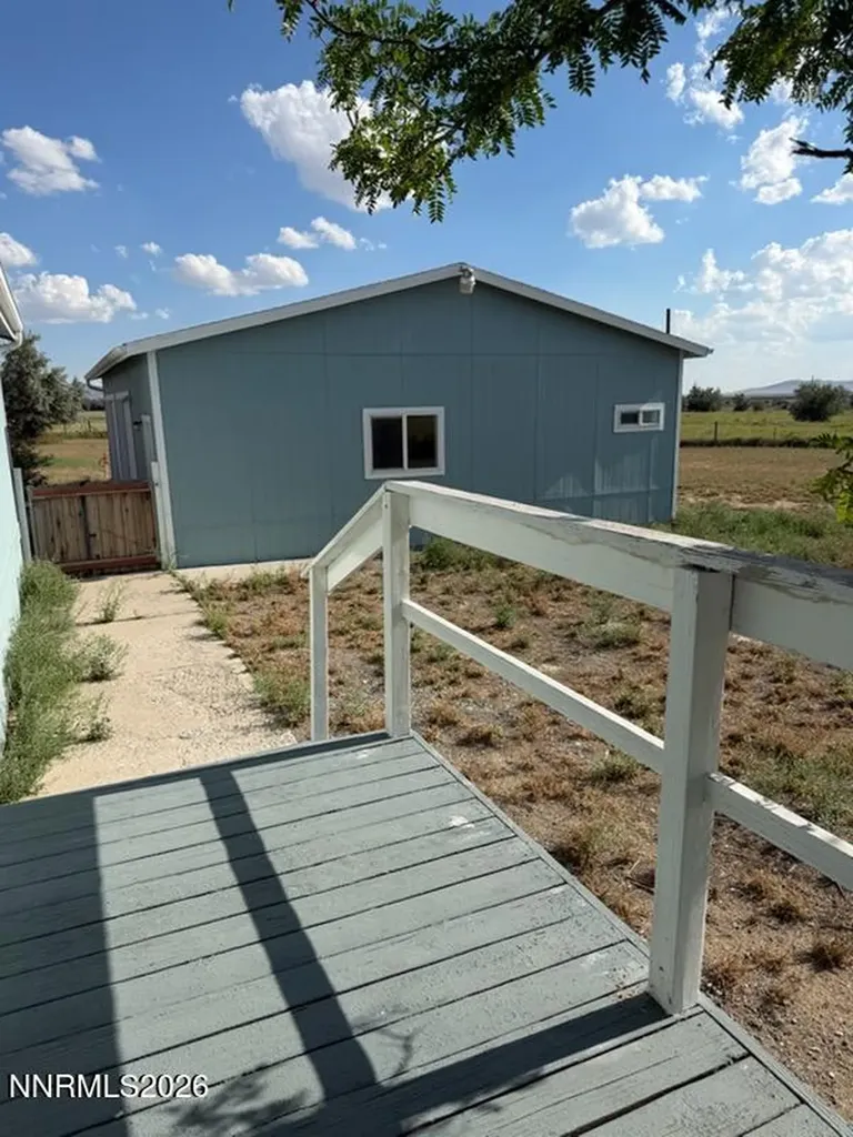 22215 Topaz Lake Lovelock NV 89419