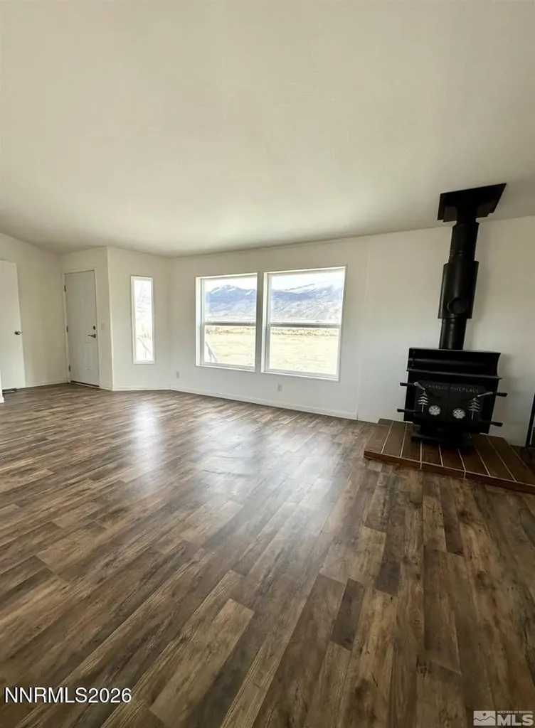 22215 Topaz Lake Lovelock NV 89419