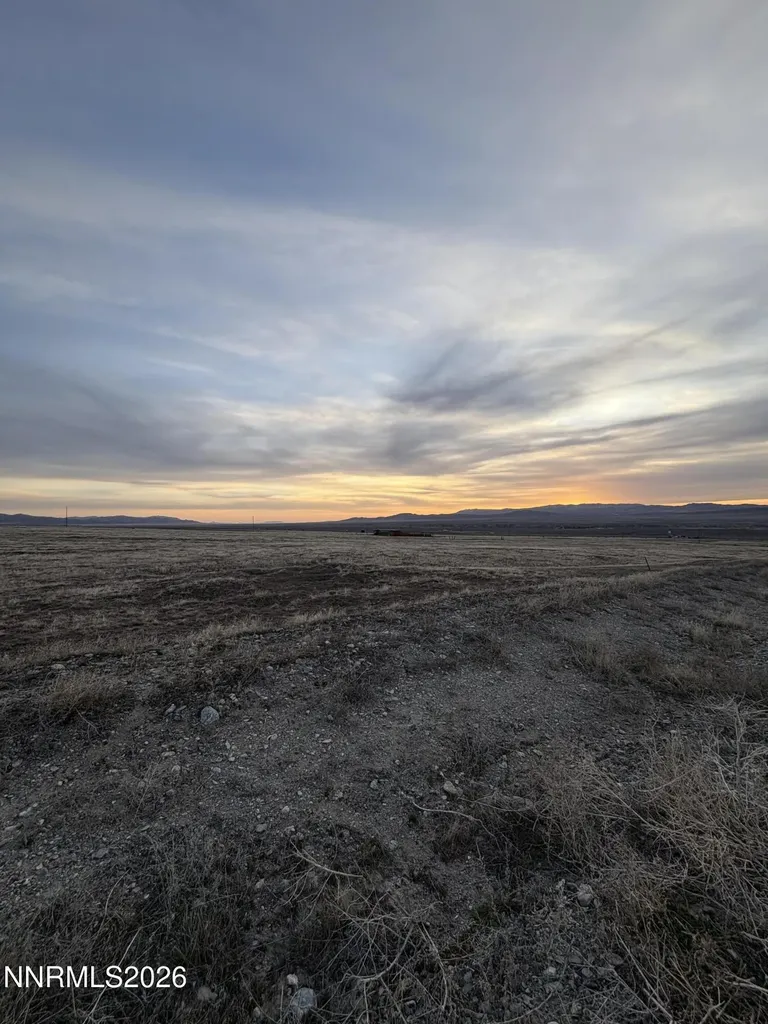 11695 Mammoth Pool Lovelock NV 89419