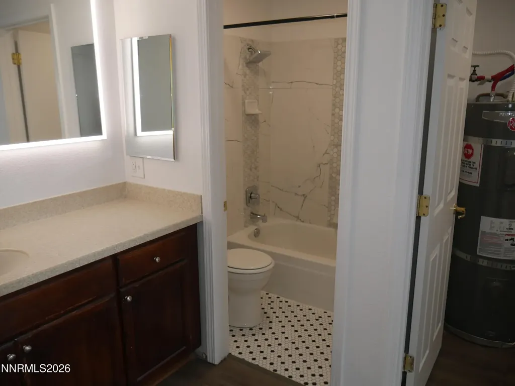 2385 Tripp Reno NV 89512