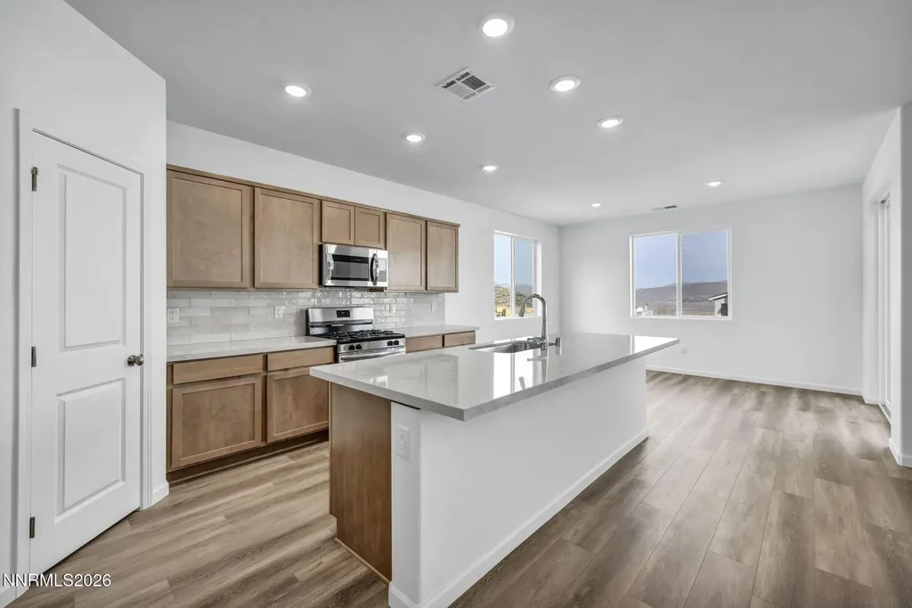 8455 Endor Reno NV 89506