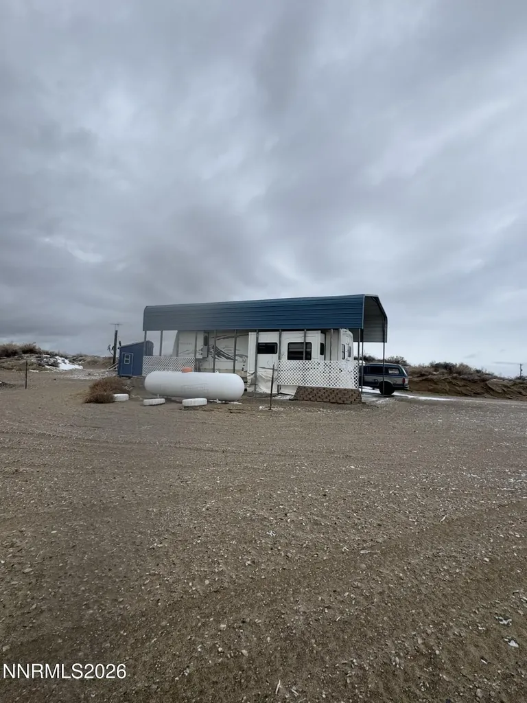 7533 Sandhill Fallon NV 89406