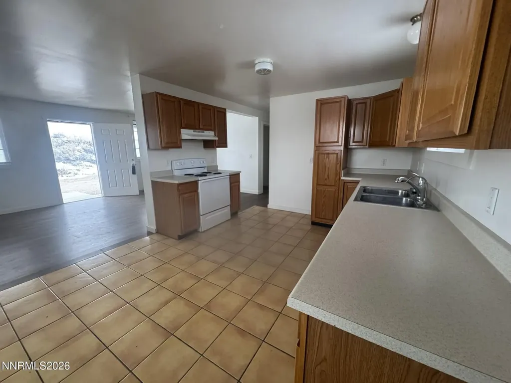 7533 Sandhill Fallon NV 89406