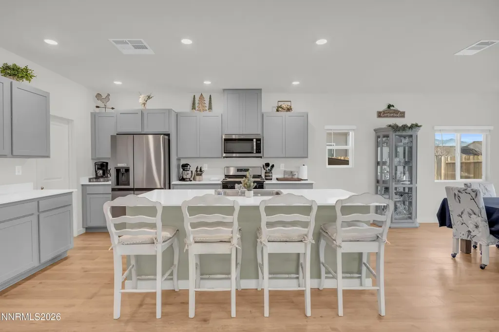 737 Butte Creek Dayton NV 89403