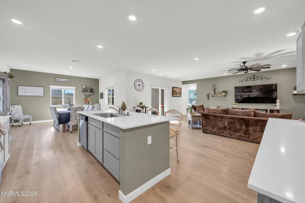 737 Butte Creek Dayton NV 89403