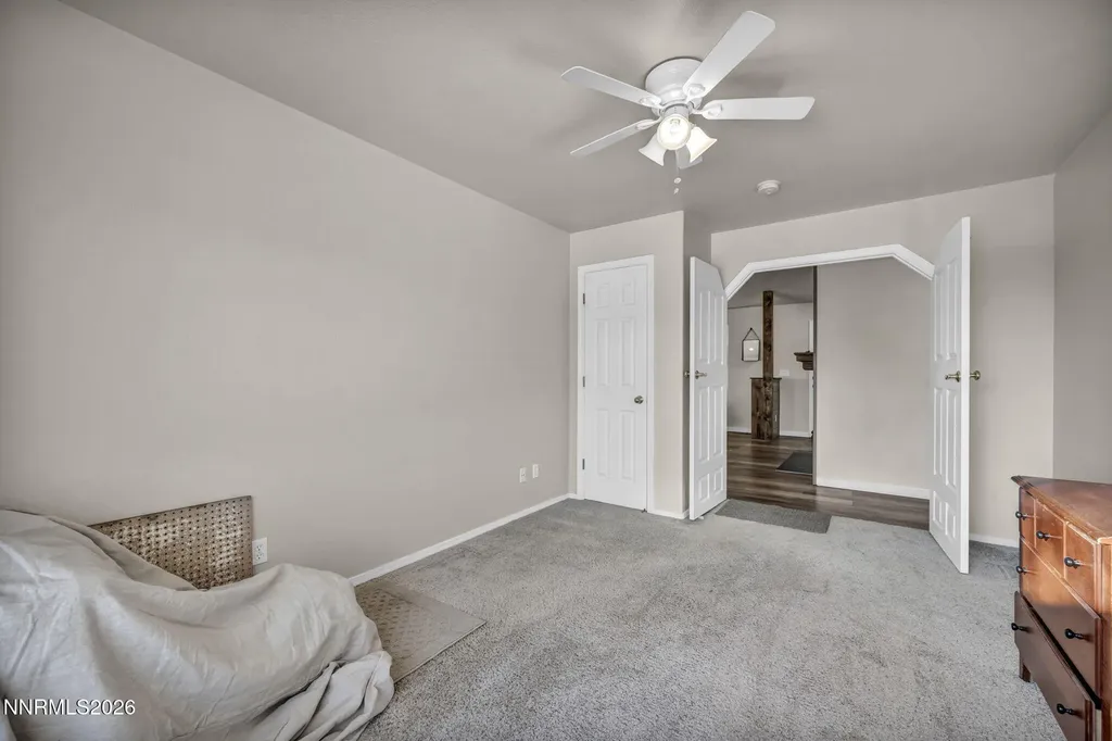 952 Red Falcon Spanish Springs NV 89441