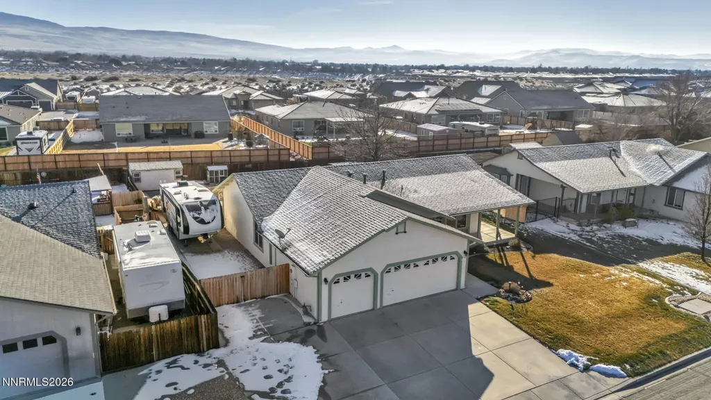952 Red Falcon Spanish Springs NV 89441