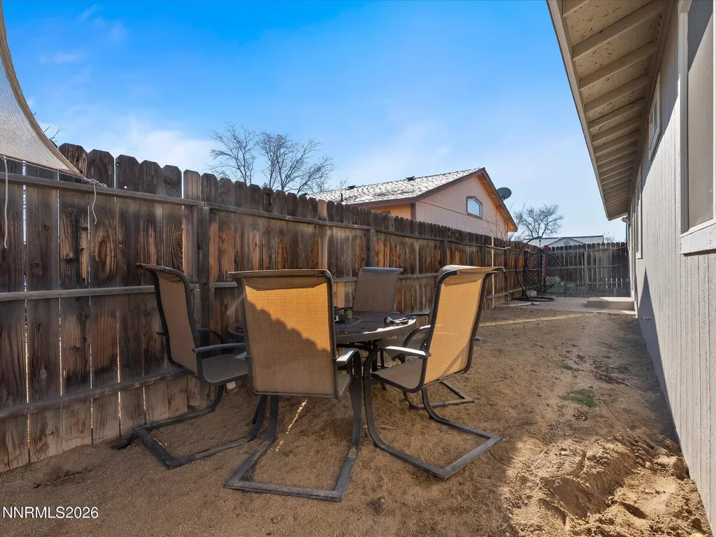 668 Farm Fernley NV 89408