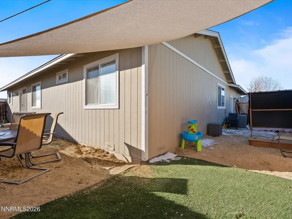668 Farm Fernley NV 89408