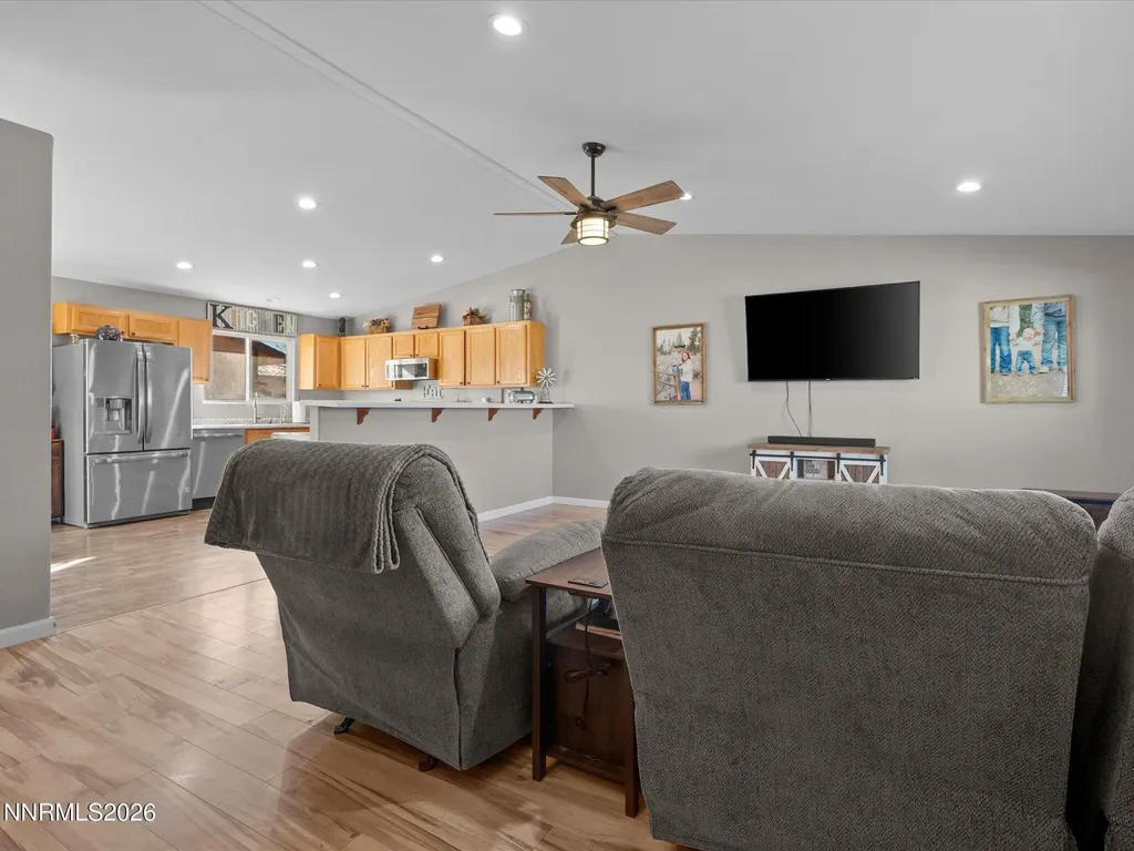 668 Farm Fernley NV 89408