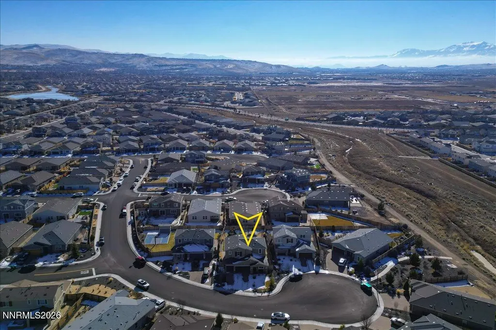 2139 Roaring Fork Sparks NV 89436