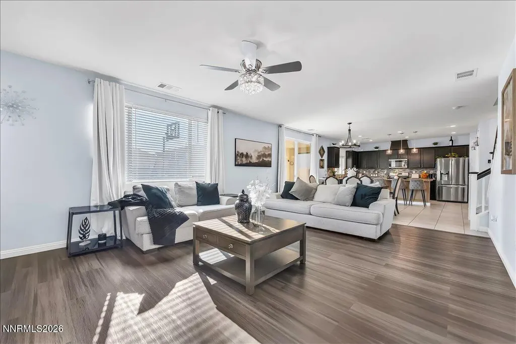 2139 Roaring Fork Sparks NV 89436