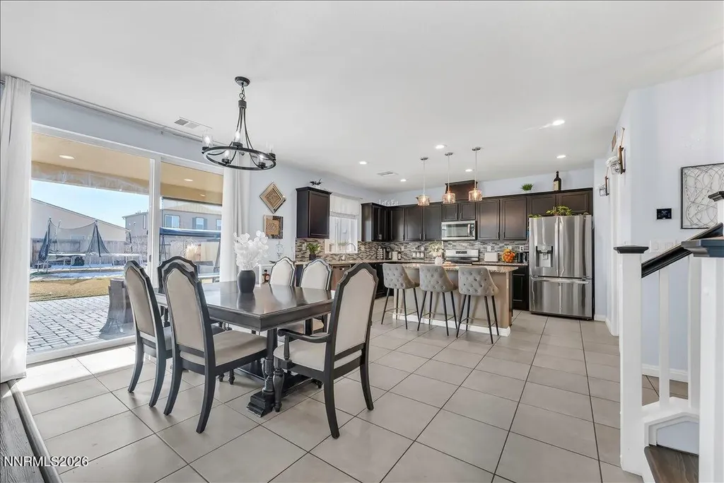 2139 Roaring Fork Sparks NV 89436