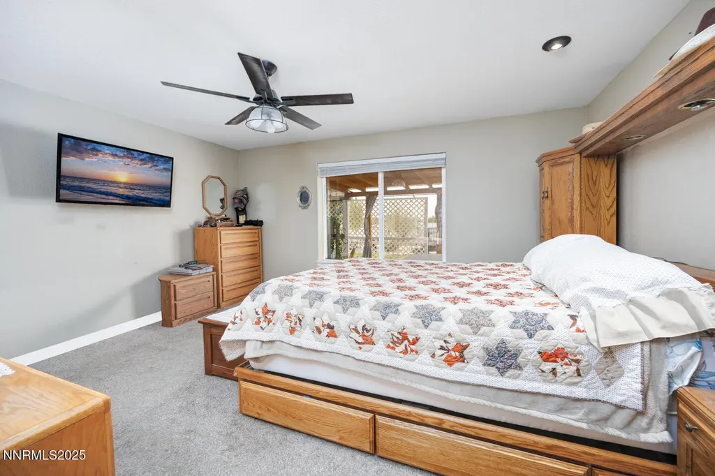 5655 Dillon Fallon NV 89406