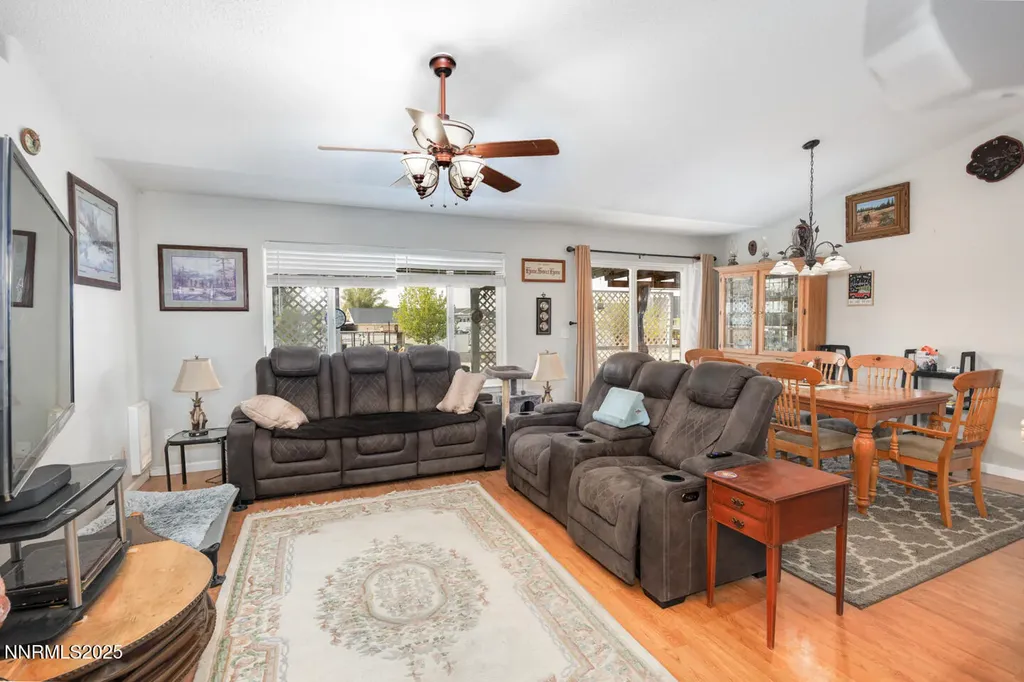 5655 Dillon Fallon NV 89406