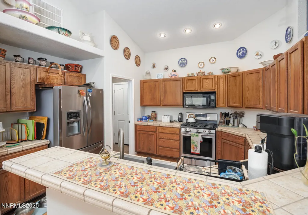 5655 Dillon Fallon NV 89406