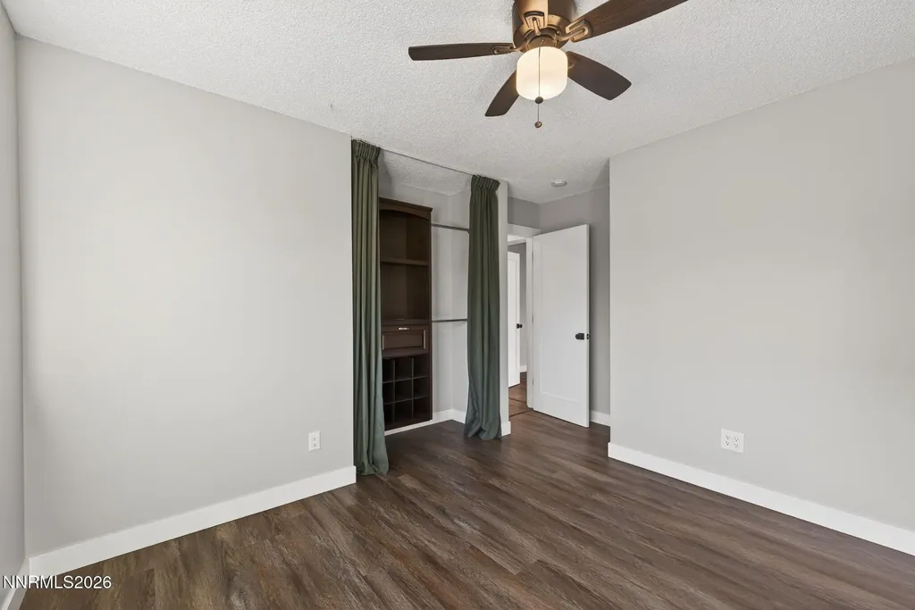 908 Pinewood Sparks NV 89434