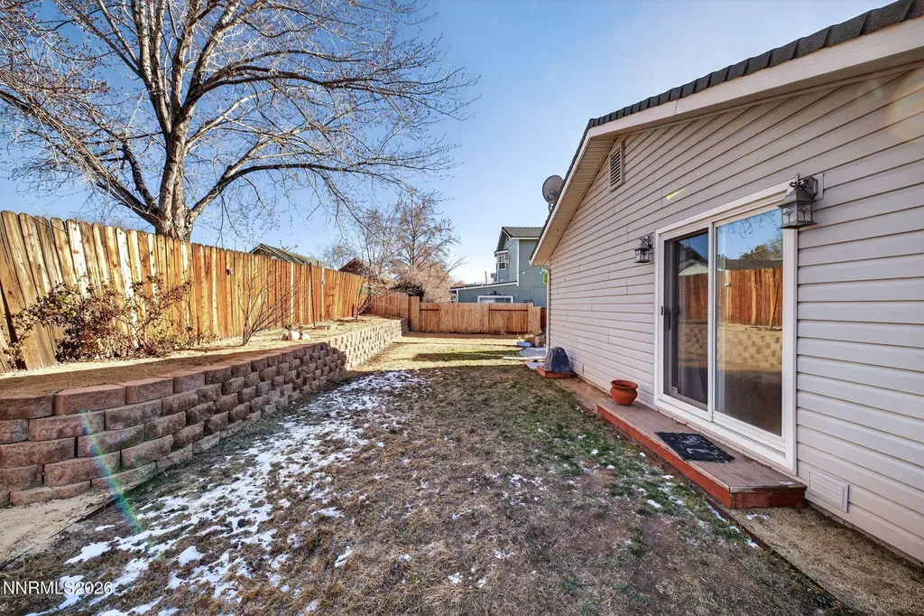 908 Pinewood Sparks NV 89434