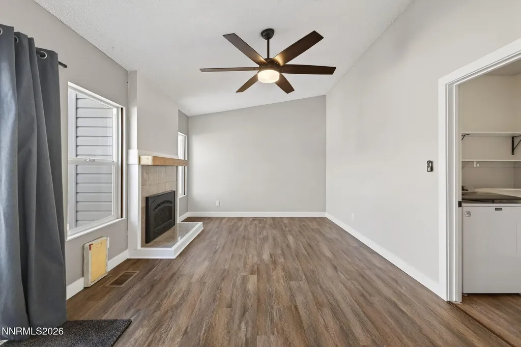 908 Pinewood Sparks NV 89434