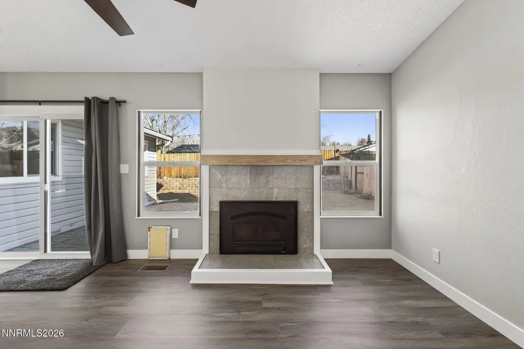 908 Pinewood Sparks NV 89434